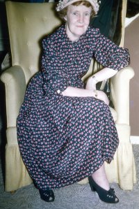 Aunt Della married Clem who ate clams and dropped dead.